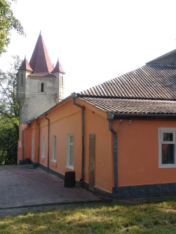 Садиба графа Гейдена, смт Сутиски