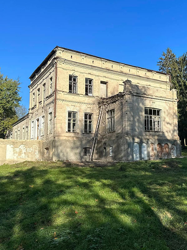 Палац Щеньовських (Носіківка)